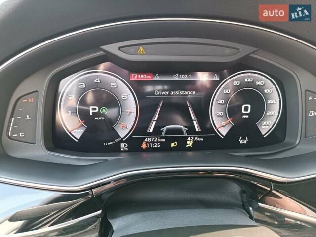 Синий Ауди Q8, объемом двигателя 3 л и пробегом 50 тыс. км за 67200 $, фото 7 на Automoto.ua