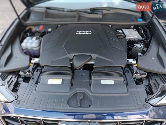 Синий Ауди Q8, объемом двигателя 3 л и пробегом 50 тыс. км за 67200 $, фото 22 на Automoto.ua