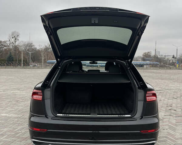 Синий Ауди Q8, объемом двигателя 3 л и пробегом 73 тыс. км за 60000 $, фото 28 на Automoto.ua