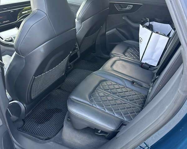 Ауді Q8 2021 у Львові на Automoto.ua Синій Ауді Q8, об'ємом двигуна 3 л та пробігом 28 тис. км за 74000 $, фото 15 на Automoto.ua