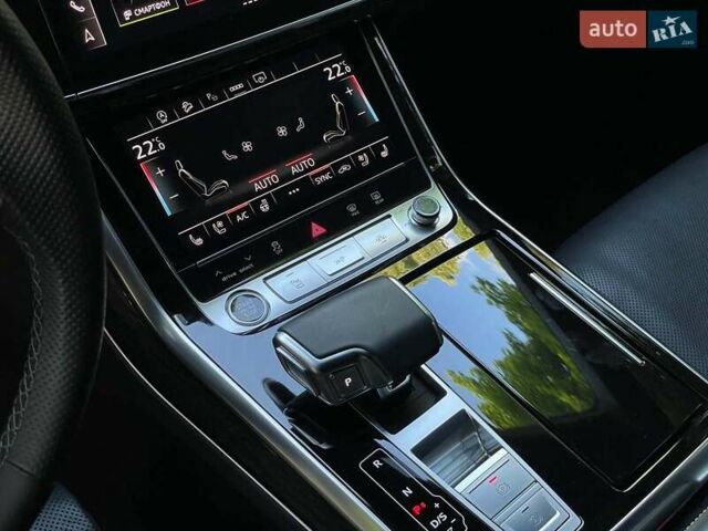 Синий Ауди Q8, объемом двигателя 3 л и пробегом 28 тыс. км за 70290 $, фото 27 на Automoto.ua