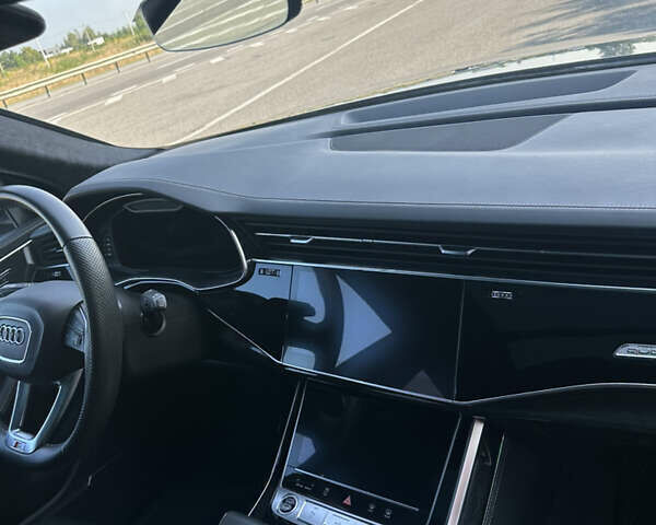 Ауді Q8 2021 у Львові на Automoto.ua Синій Ауді Q8, об'ємом двигуна 3 л та пробігом 28 тис. км за 74000 $, фото 18 на Automoto.ua
