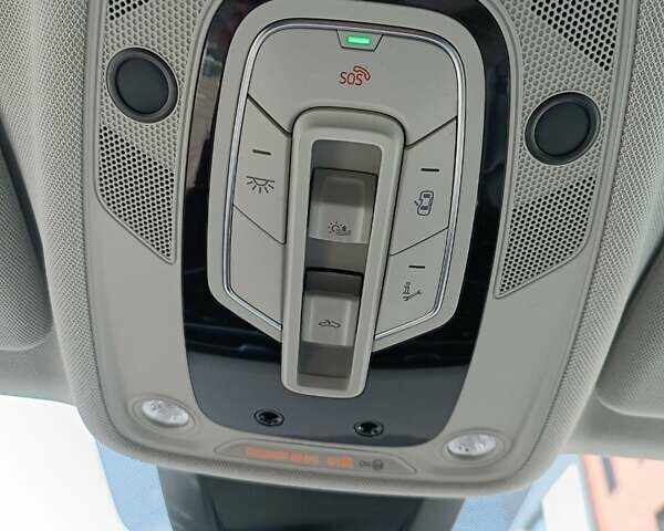Синий Ауди Q8, объемом двигателя 3 л и пробегом 50 тыс. км за 67200 $, фото 5 на Automoto.ua