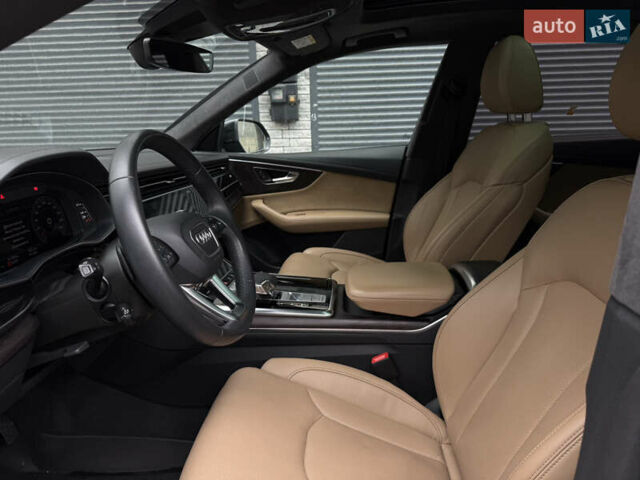Синій Ауді Q8, об'ємом двигуна 3 л та пробігом 40 тис. км за 71000 $, фото 24 на Automoto.ua