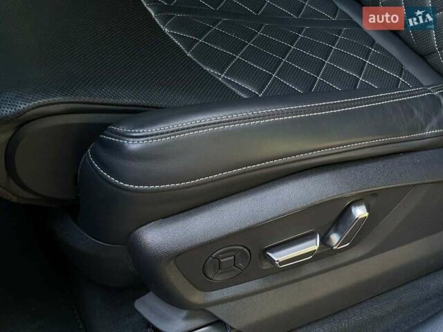 Синий Ауди Q8, объемом двигателя 3 л и пробегом 28 тыс. км за 70290 $, фото 30 на Automoto.ua