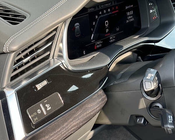 Синий Ауди Q8, объемом двигателя 3 л и пробегом 27 тыс. км за 74500 $, фото 39 на Automoto.ua