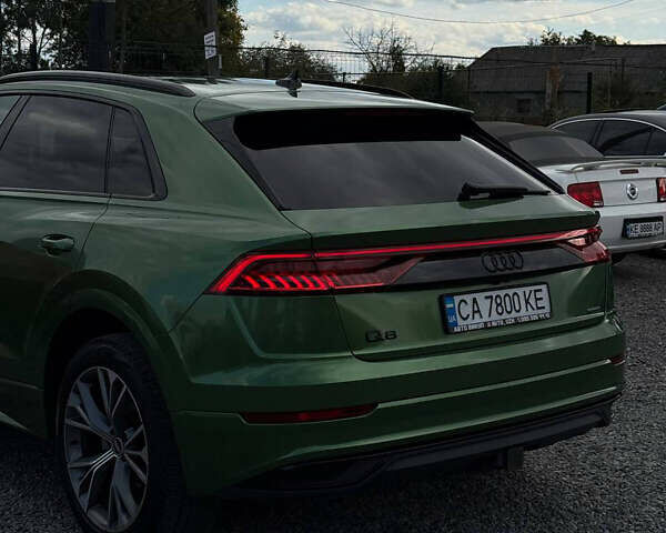 Зеленый Ауди Q8, объемом двигателя 3 л и пробегом 178 тыс. км за 43000 $, фото 1 на Automoto.ua