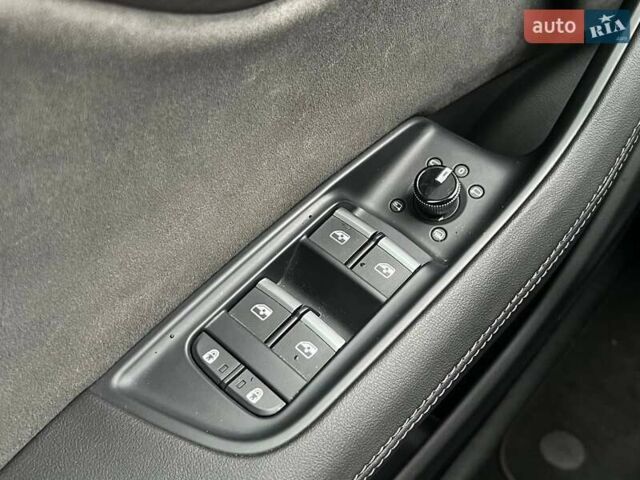 Оранжевый Ауди Q8, объемом двигателя 3 л и пробегом 110 тыс. км за 53990 $, фото 18 на Automoto.ua