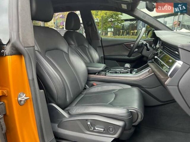 Оранжевый Ауди Q8, объемом двигателя 3 л и пробегом 110 тыс. км за 53990 $, фото 15 на Automoto.ua