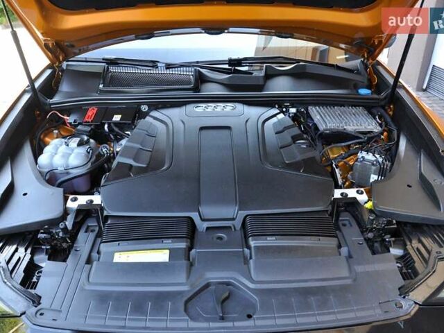 Оранжевый Ауди Q8, объемом двигателя 2.97 л и пробегом 72 тыс. км за 53999 $, фото 45 на Automoto.ua