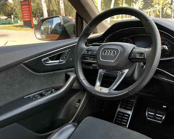 Оранжевый Ауди Q8, объемом двигателя 2.97 л и пробегом 165 тыс. км за 55000 $, фото 10 на Automoto.ua