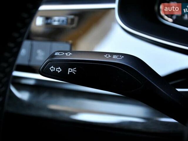 Оранжевый Ауди Q8, объемом двигателя 2.97 л и пробегом 70 тыс. км за 55800 $, фото 42 на Automoto.ua