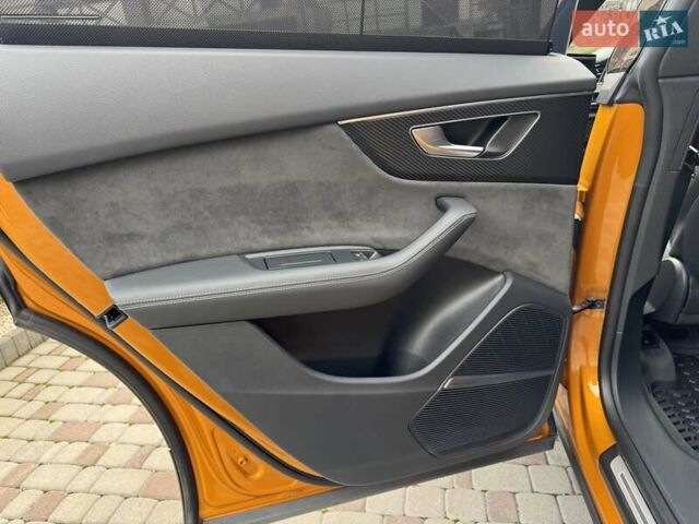 Ауди Q8 2020 в Черновцах на Automoto.ua Оранжевый Ауди Q8, объемом двигателя 3 л и пробегом 140 тыс. км за 69500 $, фото 25 на Automoto.ua