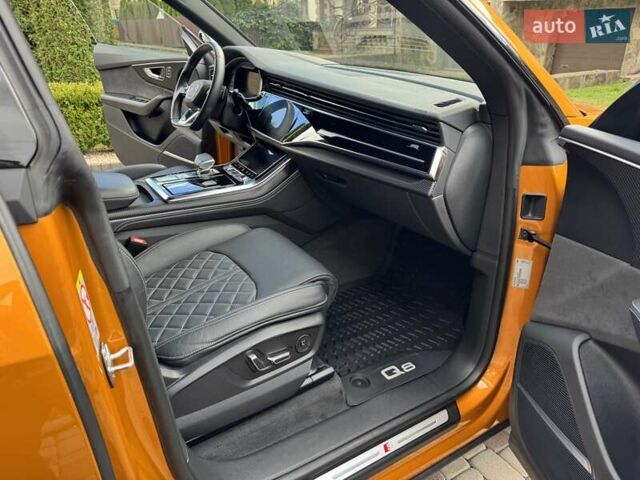 Ауди Q8 2020 в Черновцах на Automoto.ua Оранжевый Ауди Q8, объемом двигателя 3 л и пробегом 140 тыс. км за 69500 $, фото 35 на Automoto.ua