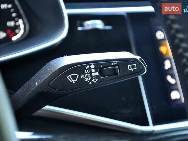 Оранжевый Ауди Q8, объемом двигателя 2.97 л и пробегом 72 тыс. км за 53999 $, фото 43 на Automoto.ua