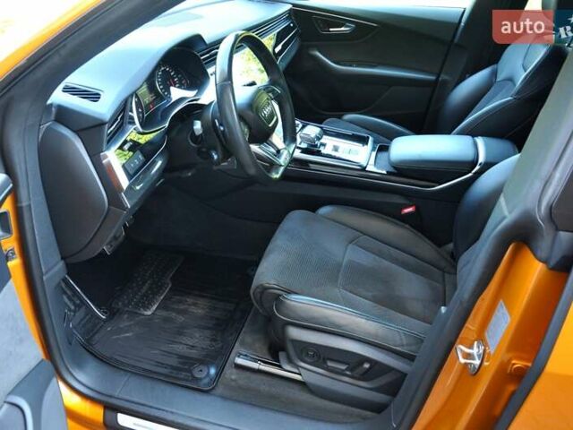 Оранжевый Ауди Q8, объемом двигателя 2.97 л и пробегом 72 тыс. км за 53999 $, фото 16 на Automoto.ua