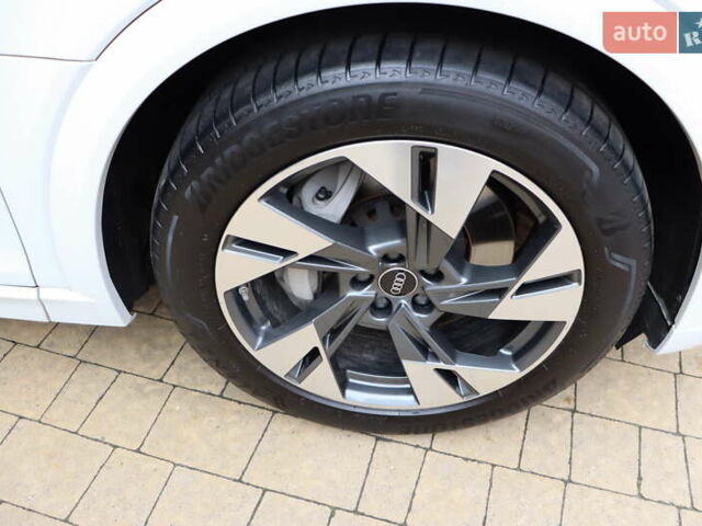 Ауді Q8 e-tron 2023 у Львові на Automoto.ua Білий Ауді Q8 e-tron, об'ємом двигуна 0 л та пробігом 23 тис. км за 49900 $, фото 3 на Automoto.ua