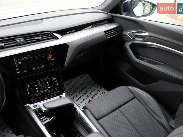 Ауді Q8 e-tron 2023 у Львові на Automoto.ua Білий Ауді Q8 e-tron, об'ємом двигуна 0 л та пробігом 23 тис. км за 49900 $, фото 41 на Automoto.ua