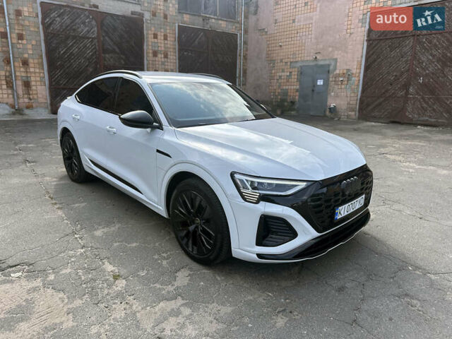 Ауди Q8 e-tron 2023 в Киеве на Automoto.ua Белый Ауди Q8 e-tron, объемом двигателя 0 л и пробегом 29 тыс. км за 65000 $, фото 16 на Automoto.ua