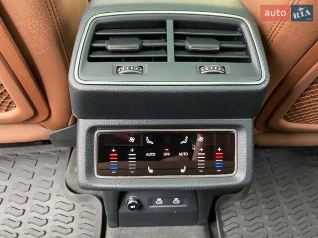 Білий Ауді Q8 e-tron, об'ємом двигуна 0 л та пробігом 3 тис. км за 59000 $, фото 33 на Automoto.ua