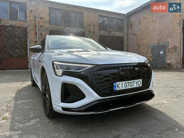 Ауди Q8 e-tron 2023 в Киеве на Automoto.ua Белый Ауди Q8 e-tron, объемом двигателя 0 л и пробегом 29 тыс. км за 65000 $, фото 15 на Automoto.ua
