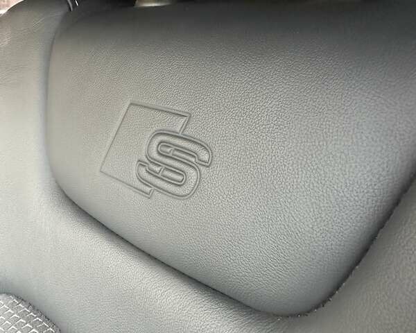 Ауди Q8 e-tron 2023 в Киеве на Automoto.ua Белый Ауди Q8 e-tron, объемом двигателя 0 л и пробегом 29 тыс. км за 65000 $, фото 36 на Automoto.ua