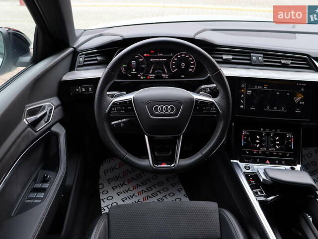 Ауді Q8 e-tron 2023 у Львові на Automoto.ua Білий Ауді Q8 e-tron, об'ємом двигуна 0 л та пробігом 23 тис. км за 49900 $, фото 40 на Automoto.ua