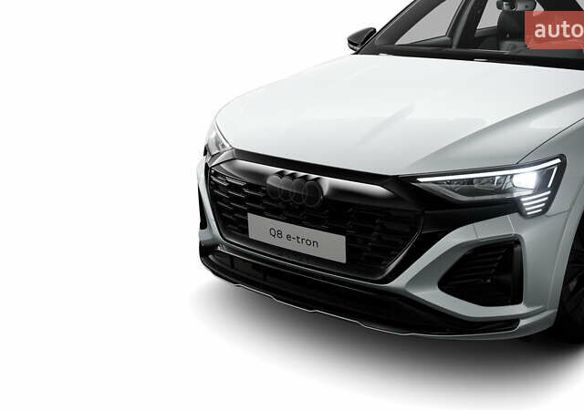 Ауди Q8 e-tron 2023 в Киеве на Automoto.ua Белый Ауди Q8 e-tron, объемом двигателя 0 л и пробегом 29 тыс. км за 65000 $, фото 30 на Automoto.ua