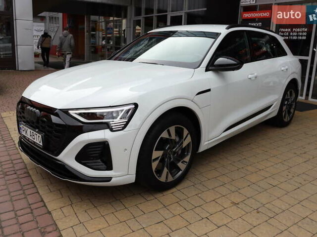 Ауді Q8 e-tron 2023 у Львові на Automoto.ua Білий Ауді Q8 e-tron, об'ємом двигуна 0 л та пробігом 23 тис. км за 49900 $, фото 1 на Automoto.ua