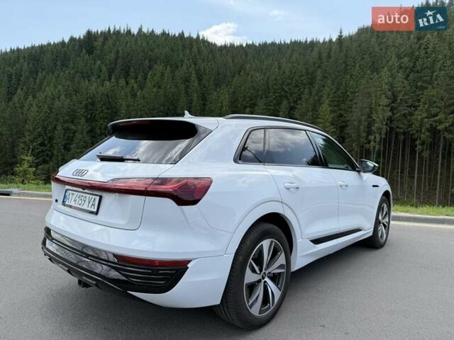 Білий Ауді Q8 e-tron, об'ємом двигуна 0 л та пробігом 5 тис. км за 46999 $, фото 10 на Automoto.ua