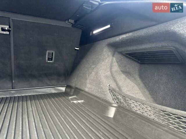 Ауди Q8 e-tron 2023 в Киеве на Automoto.ua Белый Ауди Q8 e-tron, объемом двигателя 0 л и пробегом 29 тыс. км за 65000 $, фото 46 на Automoto.ua