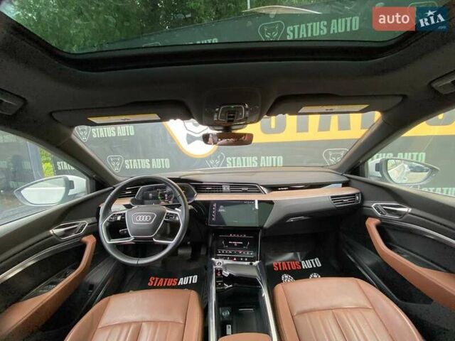 Білий Ауді Q8 e-tron, об'ємом двигуна 0 л та пробігом 3 тис. км за 59000 $, фото 30 на Automoto.ua