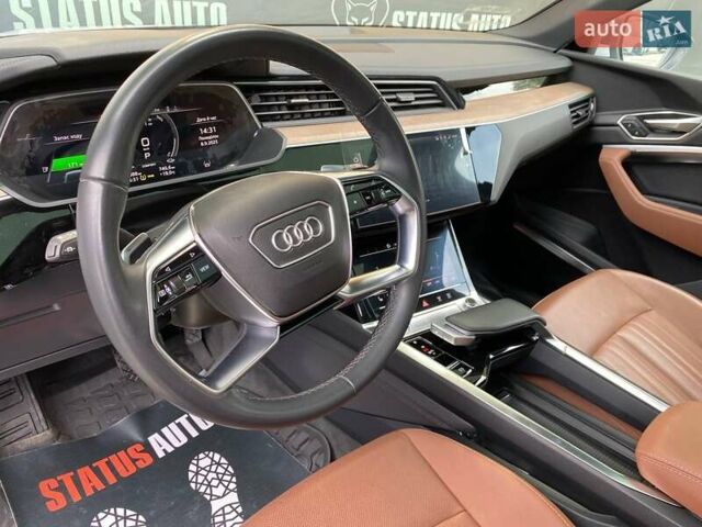 Білий Ауді Q8 e-tron, об'ємом двигуна 0 л та пробігом 3 тис. км за 59000 $, фото 16 на Automoto.ua