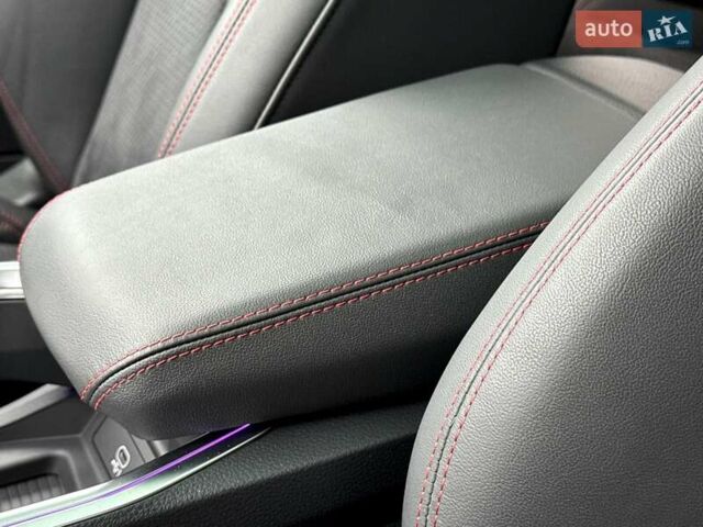 Білий Ауді Q8 e-tron, об'ємом двигуна 0 л та пробігом 17 тис. км за 52500 $, фото 61 на Automoto.ua