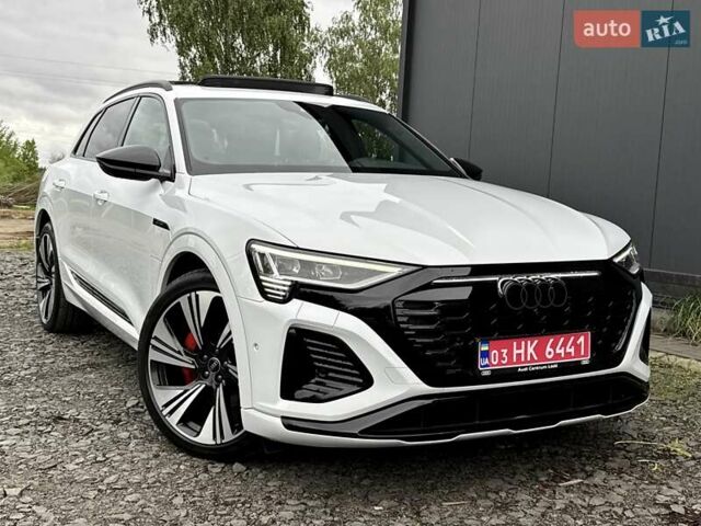 Білий Ауді Q8 e-tron, об'ємом двигуна 0 л та пробігом 17 тис. км за 52500 $, фото 5 на Automoto.ua