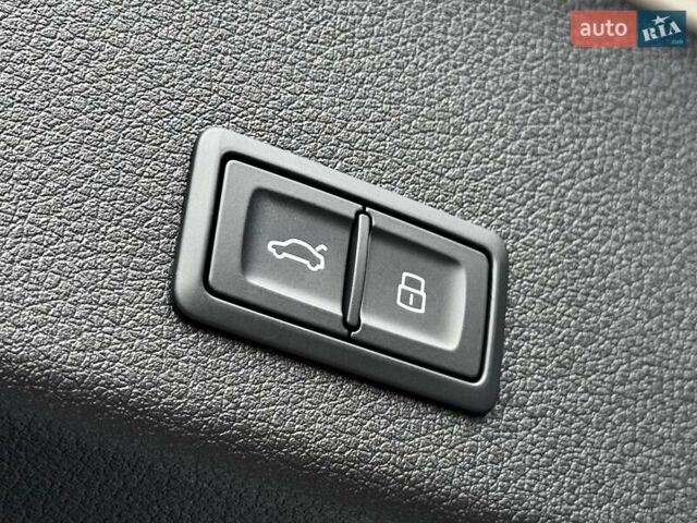 Білий Ауді Q8 e-tron, об'ємом двигуна 0 л та пробігом 17 тис. км за 52500 $, фото 94 на Automoto.ua