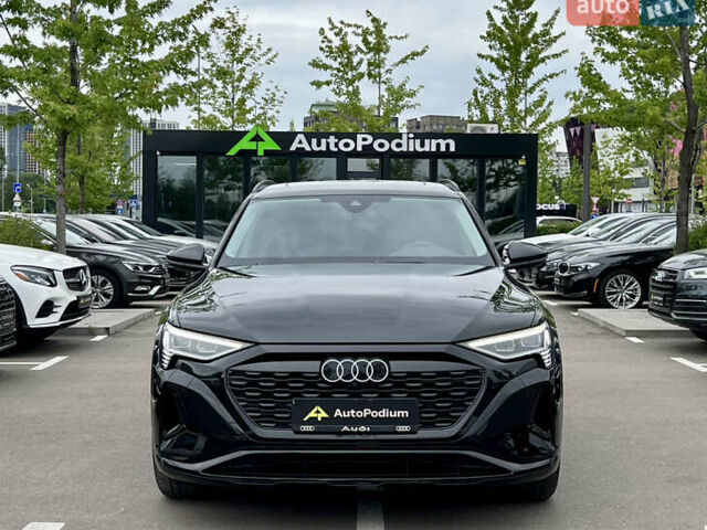 Черный Ауди Q8 e-tron, объемом двигателя 0.11 л и пробегом 7 тыс. км за 58000 $, фото 5 на Automoto.ua