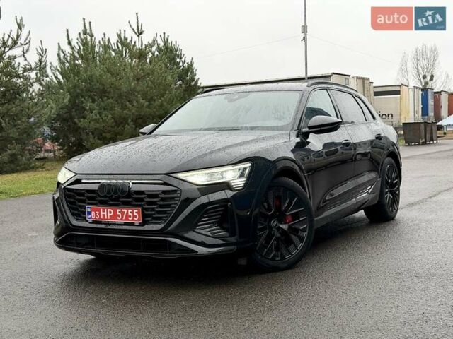 Черный Ауди Q8 e-tron, объемом двигателя 0 л и пробегом 32 тыс. км за 56700 $, фото 1 на Automoto.ua