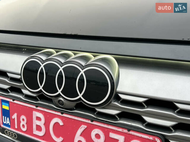 Чорний Ауді Q8 e-tron, об'ємом двигуна 0 л та пробігом 49 тис. км за 44200 $, фото 21 на Automoto.ua