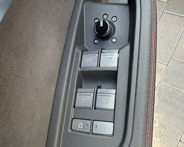 Чорний Ауді Q8 e-tron, об'ємом двигуна 0 л та пробігом 31 тис. км за 57900 $, фото 67 на Automoto.ua