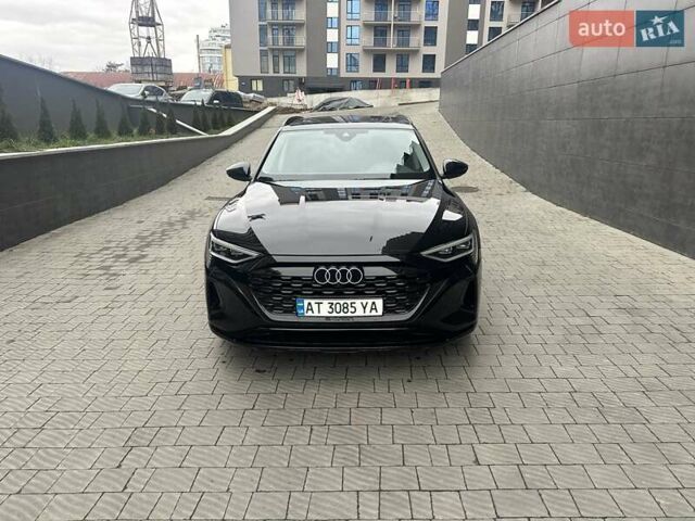 Черный Ауди Q8 e-tron, объемом двигателя 0 л и пробегом 17 тыс. км за 47300 $, фото 2 на Automoto.ua