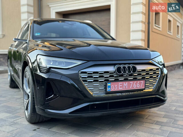 Черный Ауди Q8 e-tron, объемом двигателя 0 л и пробегом 23 тыс. км за 55000 $, фото 2 на Automoto.ua