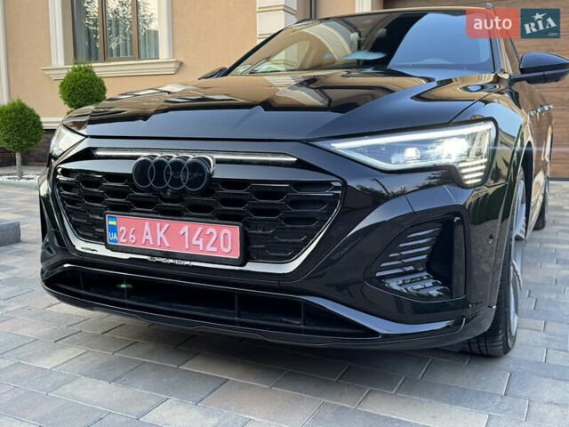 Чорний Ауді Q8 e-tron, об'ємом двигуна 0 л та пробігом 31 тис. км за 57900 $, фото 95 на Automoto.ua