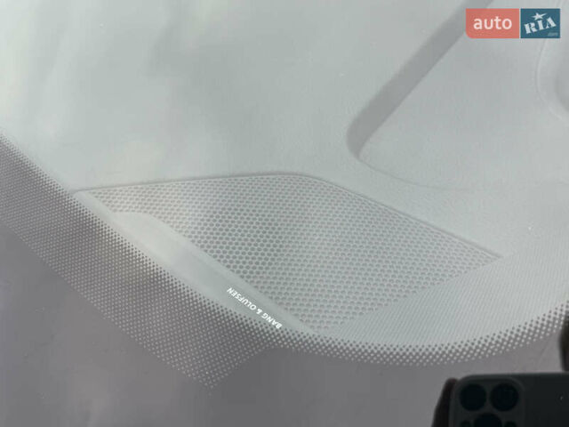 Ауді Q8 e-tron 2023 у Мукачеве на Automoto.ua Чорний Ауді Q8 e-tron, об'ємом двигуна 0 л та пробігом 38 тис. км за 64500 $, фото 37 на Automoto.ua