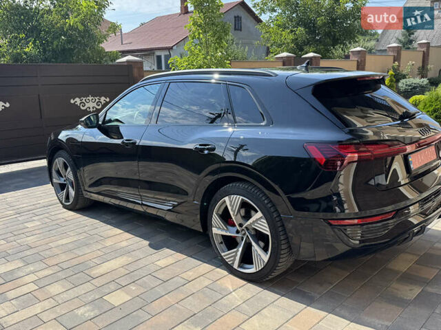 Чорний Ауді Q8 e-tron, об'ємом двигуна 0 л та пробігом 31 тис. км за 57900 $, фото 25 на Automoto.ua