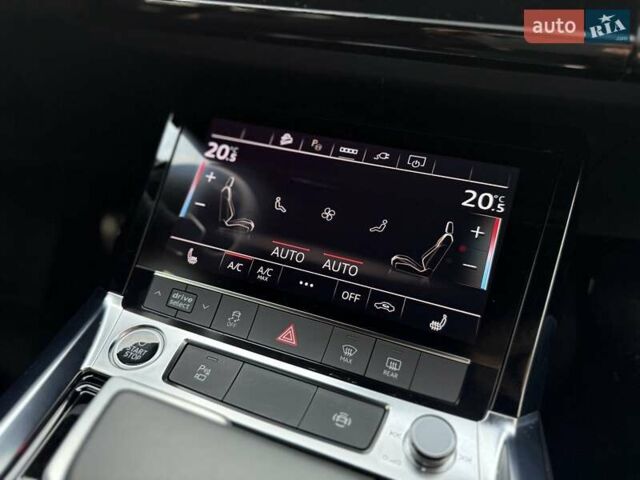 Чорний Ауді Q8 e-tron, об'ємом двигуна 0 л та пробігом 22 тис. км за 50999 $, фото 29 на Automoto.ua