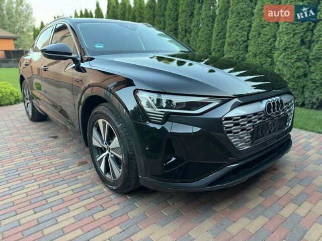 Черный Ауди Q8 e-tron, объемом двигателя 0 л и пробегом 20 тыс. км за 49999 $, фото 19 на Automoto.ua