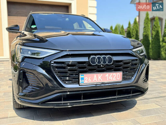 Чорний Ауді Q8 e-tron, об'ємом двигуна 0 л та пробігом 31 тис. км за 57900 $, фото 16 на Automoto.ua
