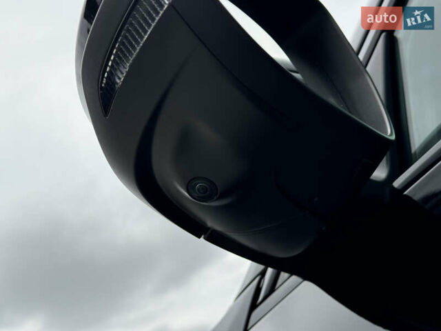 Ауді Q8 e-tron 2023 у Мукачеве на Automoto.ua Чорний Ауді Q8 e-tron, об'ємом двигуна 0 л та пробігом 38 тис. км за 64500 $, фото 50 на Automoto.ua