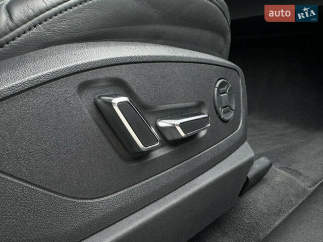 Ауді Q8 e-tron 2023 у Мукачеве на Automoto.ua Чорний Ауді Q8 e-tron, об'ємом двигуна 0 л та пробігом 38 тис. км за 64500 $, фото 46 на Automoto.ua